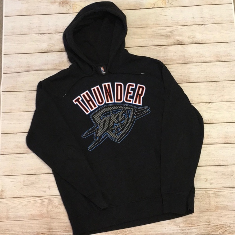 Oklahoma City Thunder sweatshirt, genuine NBA gear, men's size large